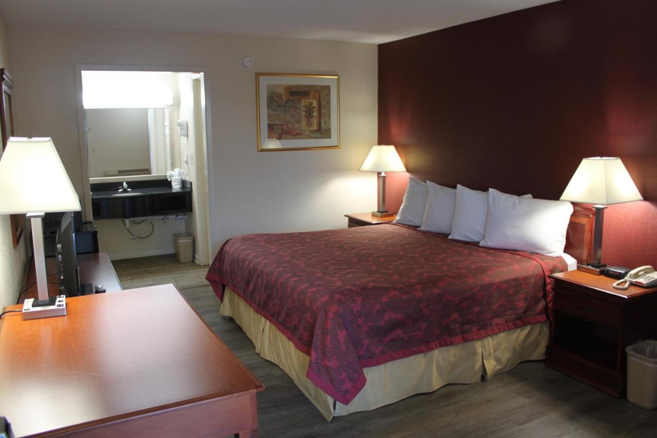 Travel Inn Of 比福德 外观 照片